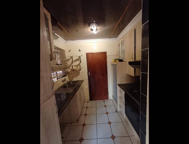 3 BEDROOM HOUSE FOR SALE IN ORMONDE